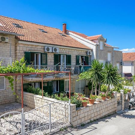 Apartments And Rooms With Parking Space Supetar, Brac - 5658 Extérieur photo