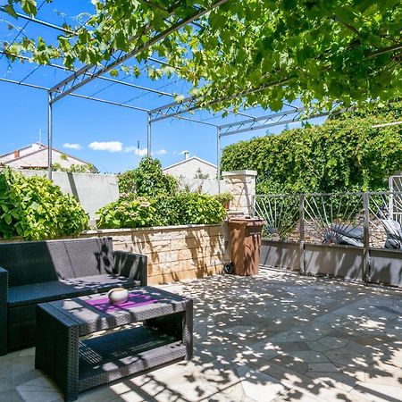 Apartments And Rooms With Parking Space Supetar, Brac - 5658 Extérieur photo