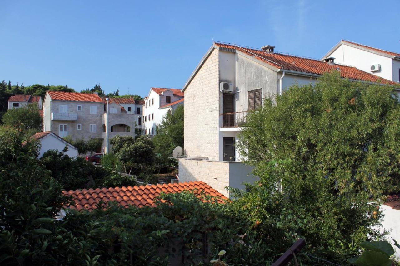 Apartments And Rooms With Parking Space Supetar, Brac - 5658 Extérieur photo