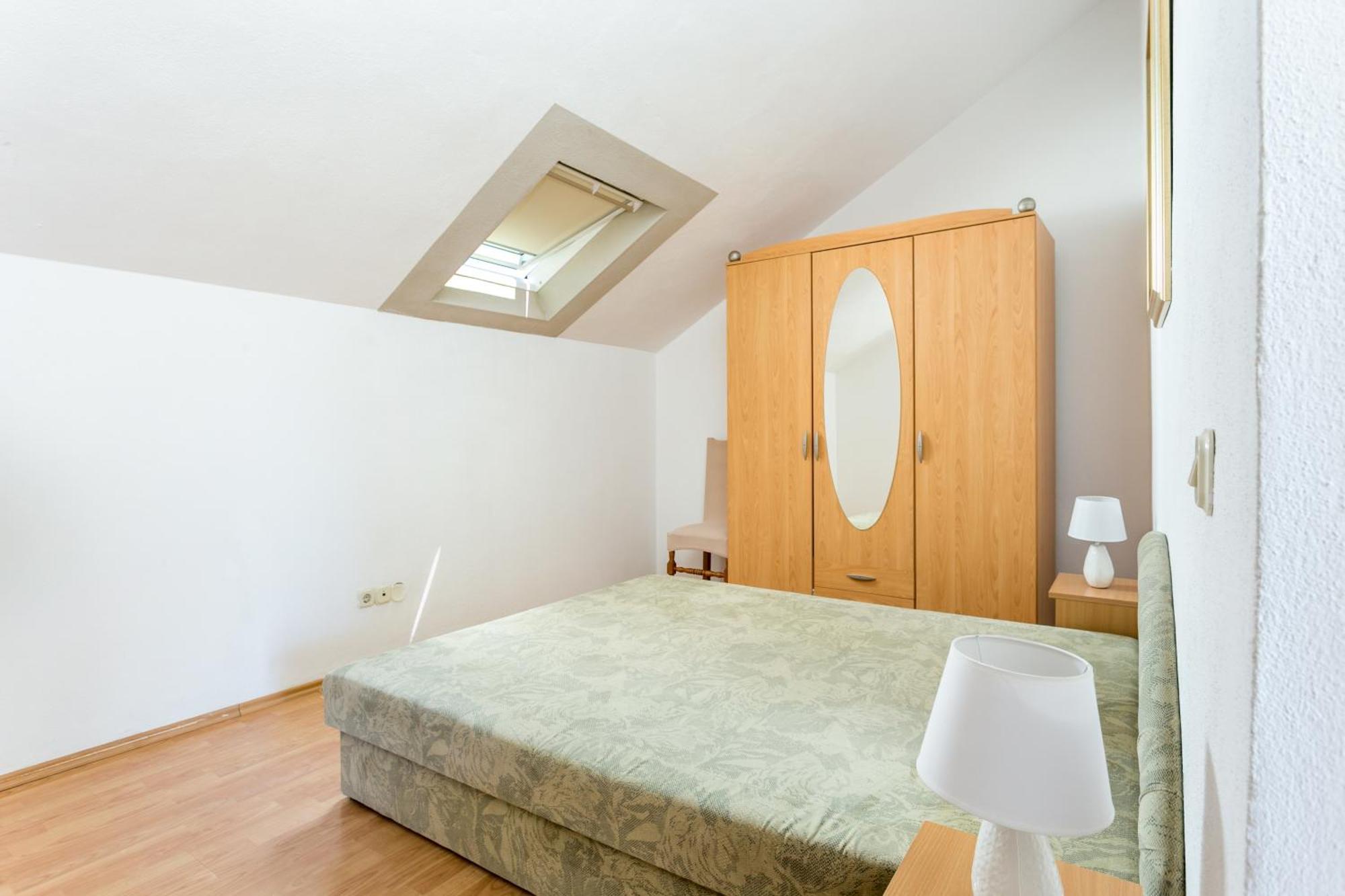 Apartments And Rooms With Parking Space Supetar, Brac - 5658 Extérieur photo